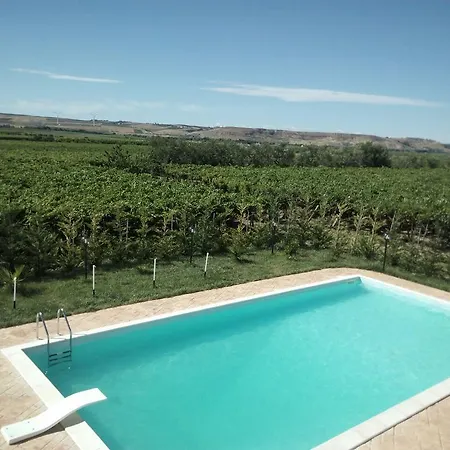 Posta Piana Oda ve Kahvaltı Canosa di Puglia